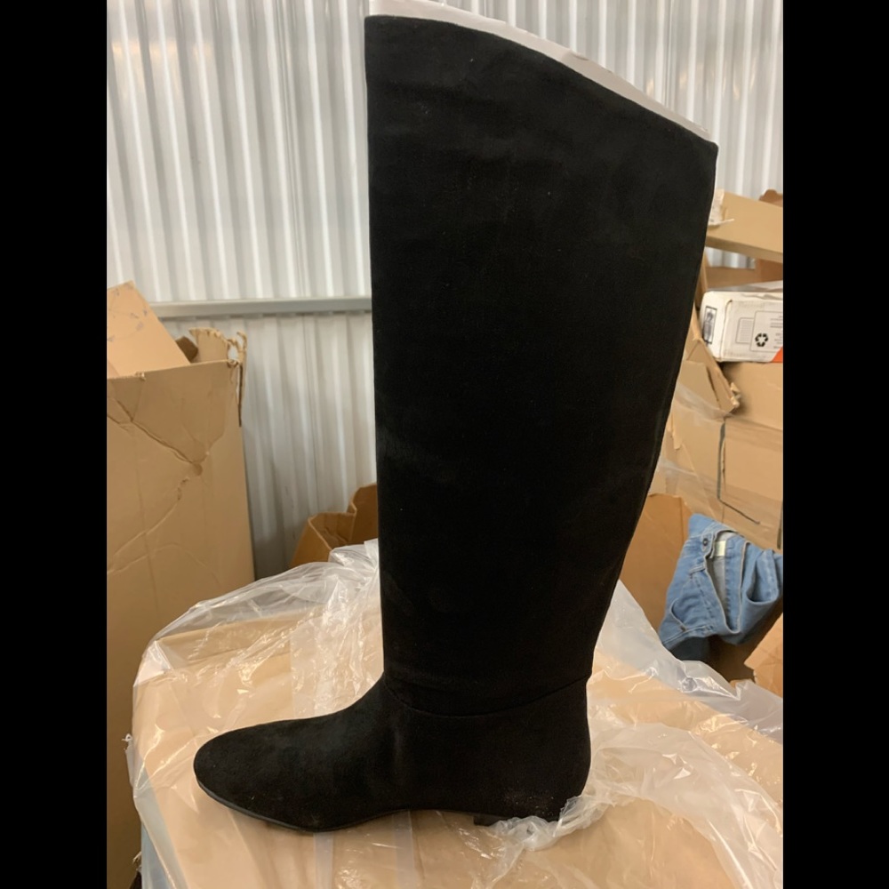 Women’s High Black Boot